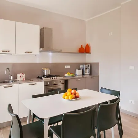 Ca' Le Terrazze With Pool וילה